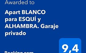 Apart BLANCO para ESQUÍ y ALHAMBRA. Garaje privado